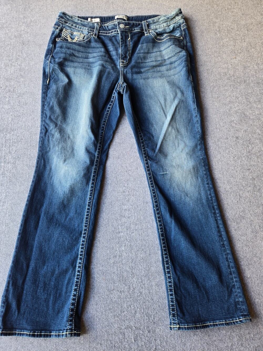 Vigoss Women's Jeans Slim Boot Embellished Stretch Med Wash Size 20 (38x31)